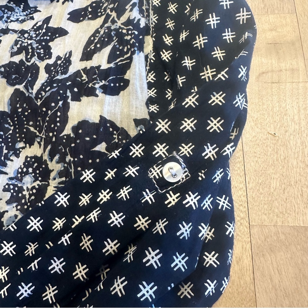 Cino Crinkle Cotton Blue Paisley Floral Batik print Roll Tab Sleeves - Picture 6 of 13